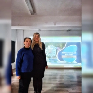 Psikolog Damla Özcan “Bilinçli Teknoloji Kullanımını” etkinliği